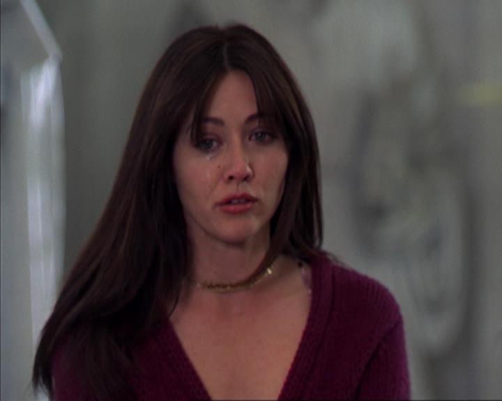 Charmed-Online-dot-316DeathTakesAHalliwell1988.jpg