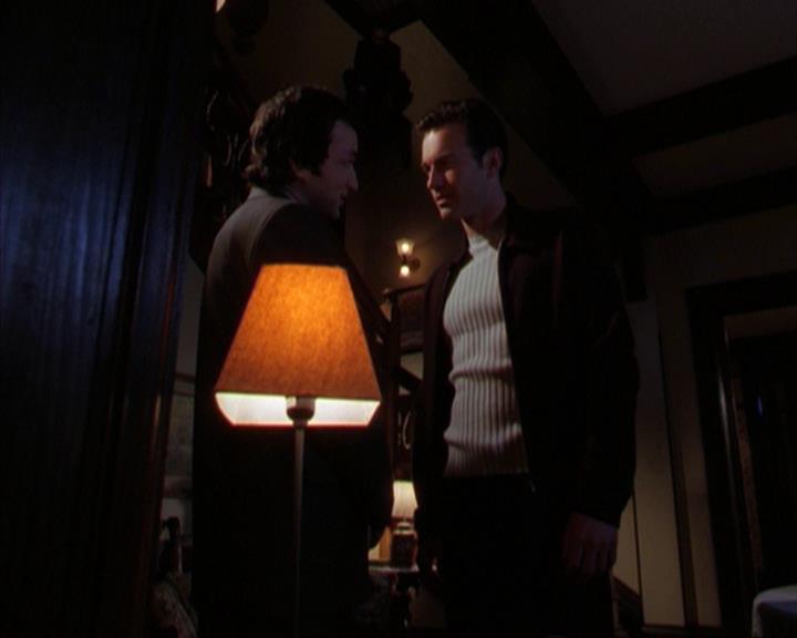 Charmed-Online-dot-316DeathTakesAHalliwell2036.jpg