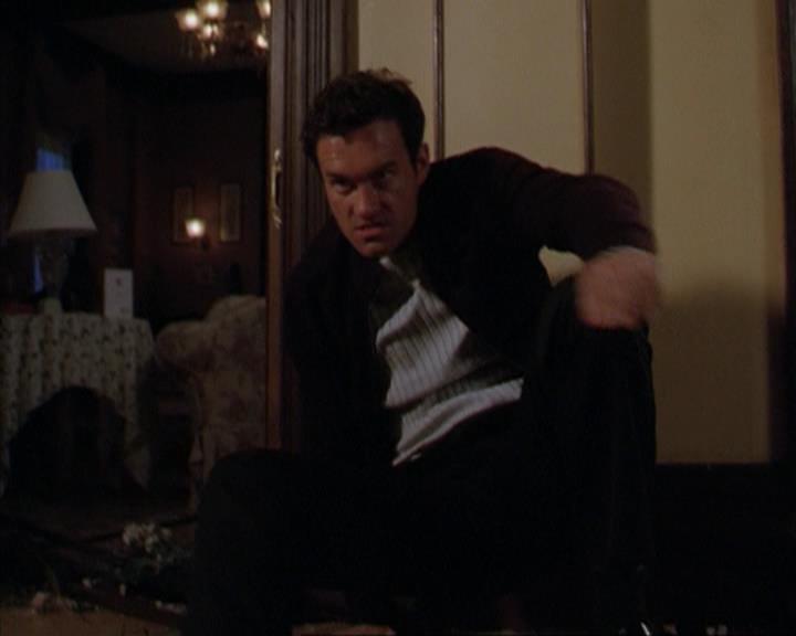 Charmed-Online-dot-316DeathTakesAHalliwell2088.jpg