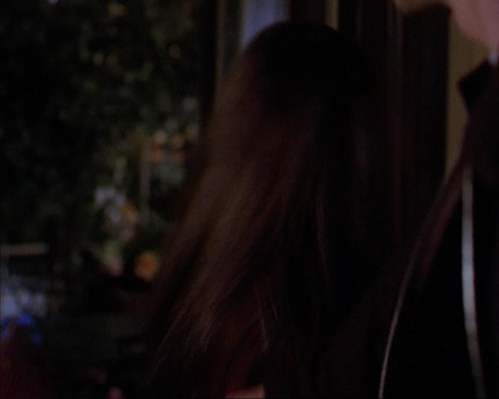 Charmed-Online-dot-316DeathTakesAHalliwell2131.jpg