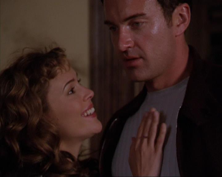 Charmed-Online-dot-316DeathTakesAHalliwell2166.jpg