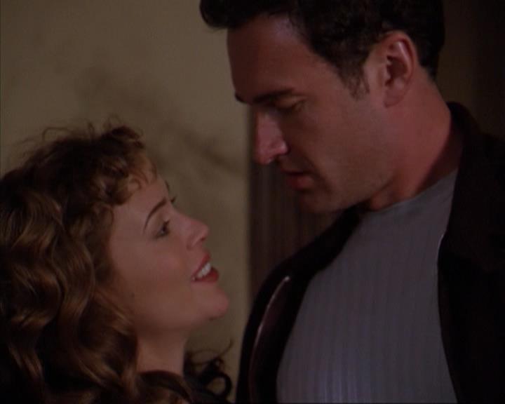 Charmed-Online-dot-316DeathTakesAHalliwell2168.jpg