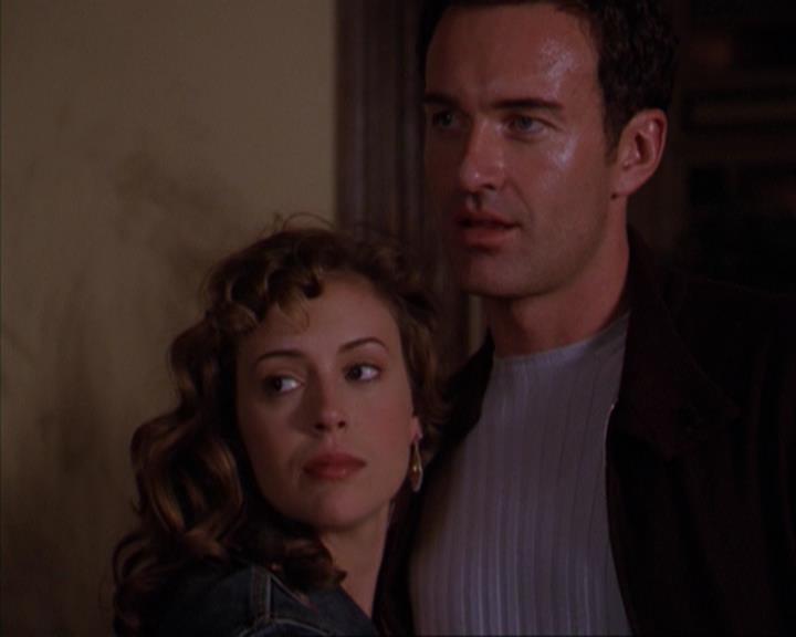 Charmed-Online-dot-316DeathTakesAHalliwell2184.jpg