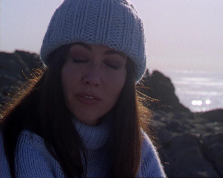 Charmed-Online-dot-316DeathTakesAHalliwell2261.jpg