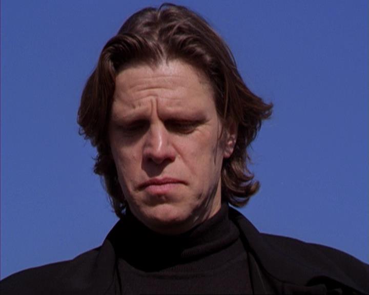 Charmed-Online-dot-316DeathTakesAHalliwell2306.jpg