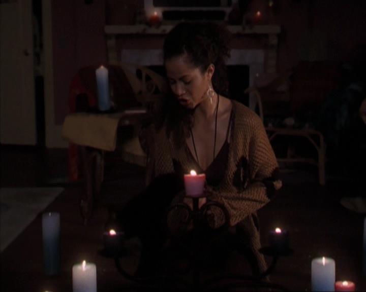 Charmed-Online-dot-317Pre-Witched0160.jpg Charmed-Online-dot-317Pre-Witched0160.jpg
