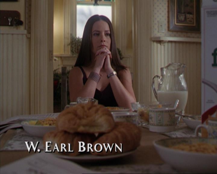 Charmed-Online-dot-317Pre-Witched0300.jpg