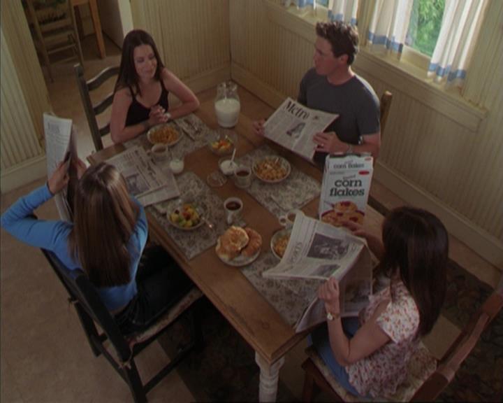 Charmed-Online-dot-317Pre-Witched0305.jpg Charmed-Online-dot-317Pre-Witched0305.jpg