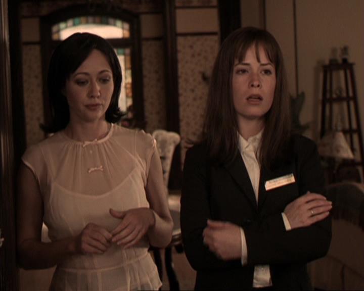 Charmed-Online-dot-317Pre-Witched0501.jpg