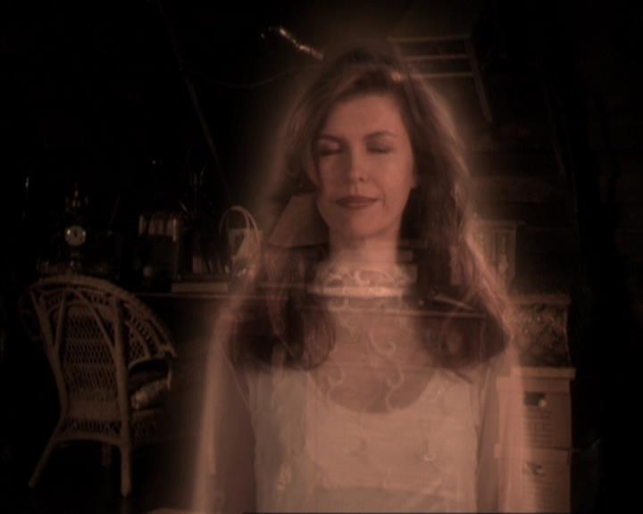 Charmed-Online-dot-317Pre-Witched1061.jpg