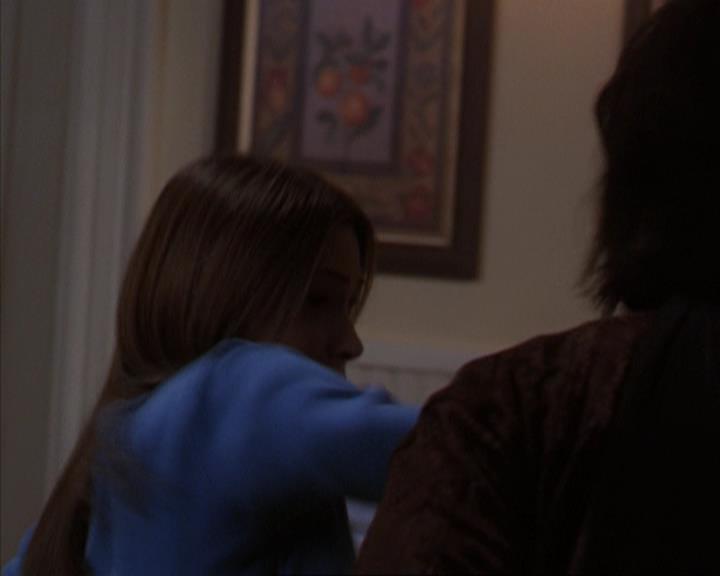 Charmed-Online-dot-317Pre-Witched1101.jpg Charmed-Online-dot-317Pre-Witched1101.jpg