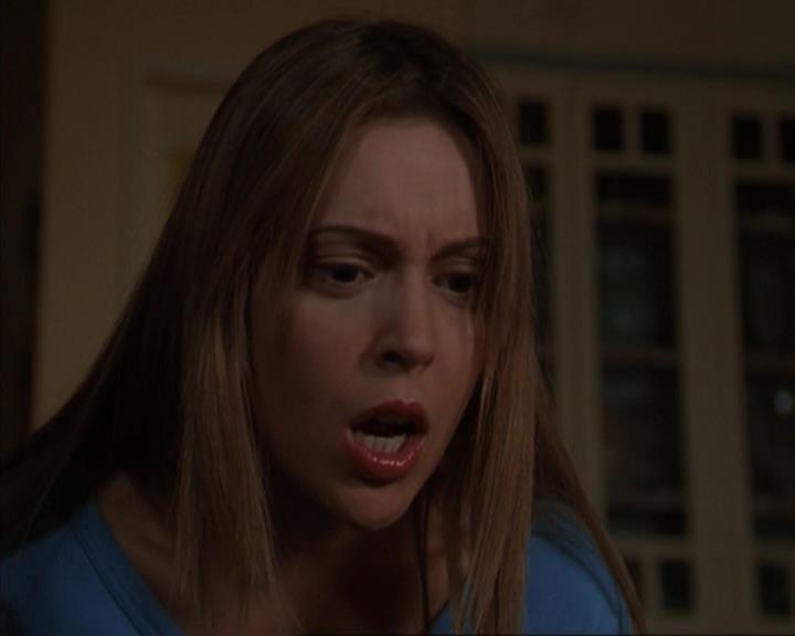 Charmed-Online-dot-317Pre-Witched1112.jpg Charmed-Online-dot-317Pre-Witched1112.jpg