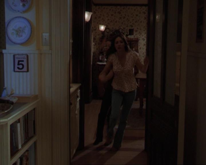Charmed-Online-dot-317Pre-Witched1117.jpg Charmed-Online-dot-317Pre-Witched1117.jpg