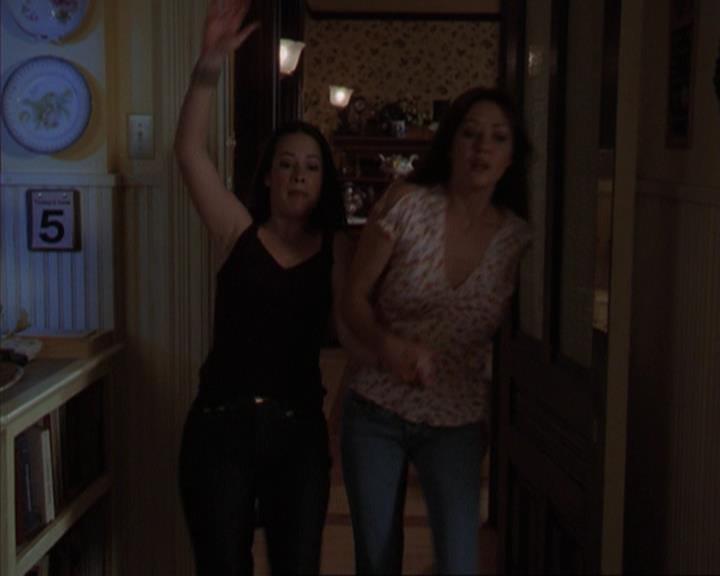 Charmed-Online-dot-317Pre-Witched1118.jpg Charmed-Online-dot-317Pre-Witched1118.jpg