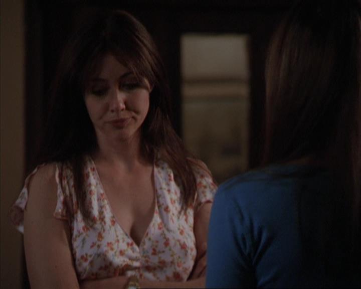 Charmed-Online-dot-317Pre-Witched1143.jpg Charmed-Online-dot-317Pre-Witched1143.jpg