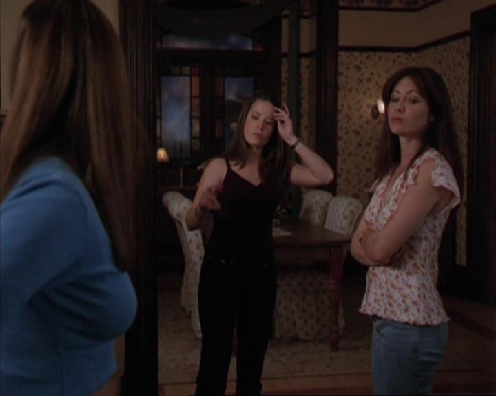 Charmed-Online-dot-317Pre-Witched1168.jpg Charmed-Online-dot-317Pre-Witched1168.jpg