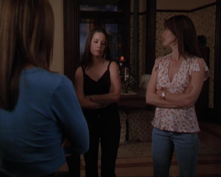 Charmed-Online-dot-317Pre-Witched1198.jpg Charmed-Online-dot-317Pre-Witched1198.jpg