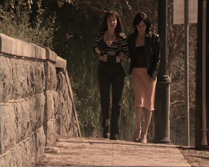Charmed-Online-dot-317Pre-Witched1264.jpg Charmed-Online-dot-317Pre-Witched1264.jpg