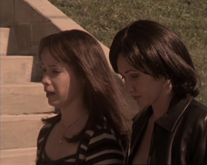 Charmed-Online-dot-317Pre-Witched1282.jpg