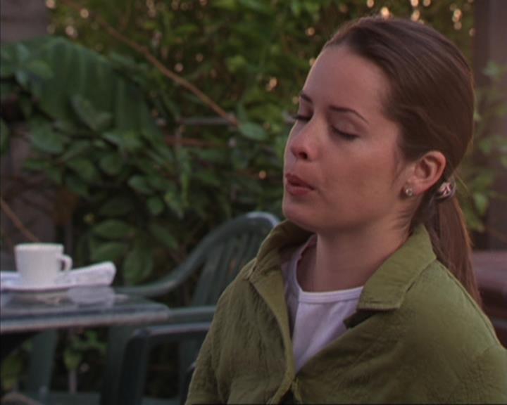 Charmed-Online-dot-317Pre-Witched1327.jpg Charmed-Online-dot-317Pre-Witched1327.jpg