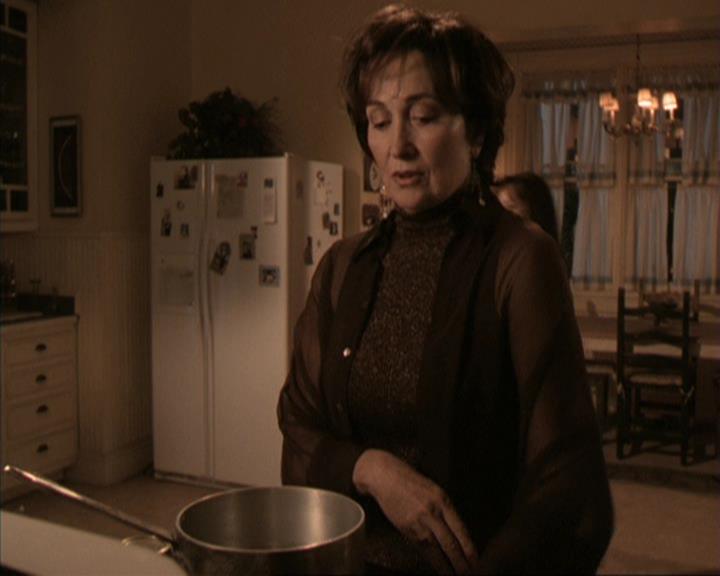 Charmed-Online-dot-317Pre-Witched1438.jpg Charmed-Online-dot-317Pre-Witched1438.jpg