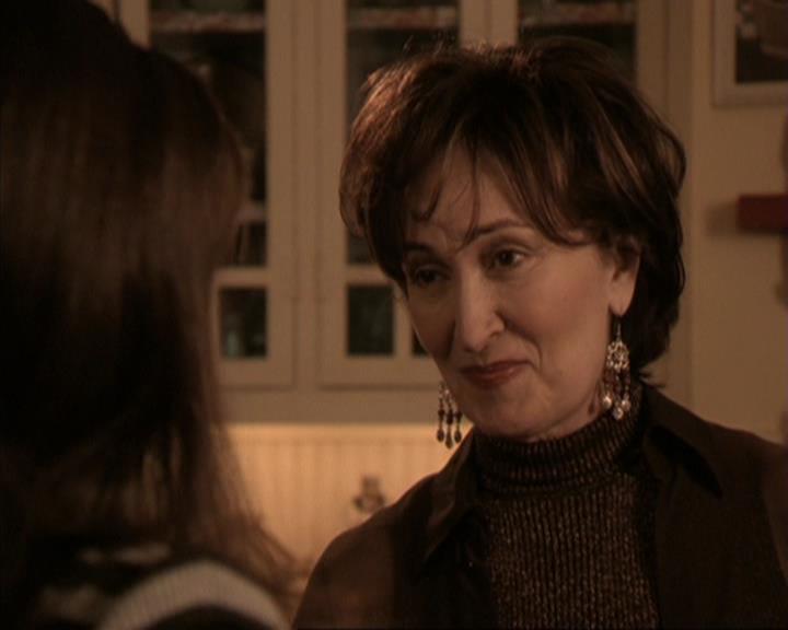 Charmed-Online-dot-317Pre-Witched1452.jpg Charmed-Online-dot-317Pre-Witched1452.jpg