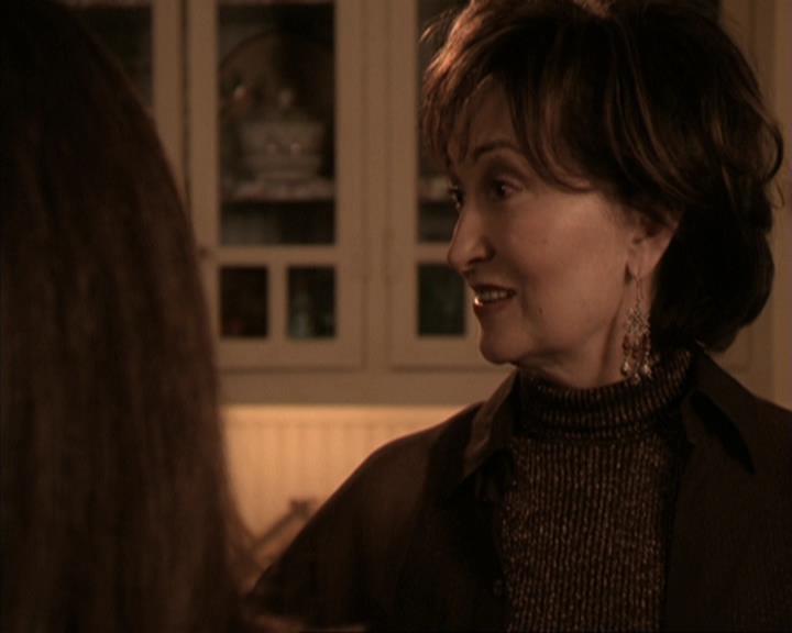 Charmed-Online-dot-317Pre-Witched1467.jpg Charmed-Online-dot-317Pre-Witched1467.jpg