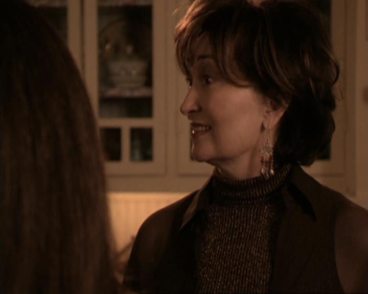 Charmed-Online-dot-317Pre-Witched1468.jpg Charmed-Online-dot-317Pre-Witched1468.jpg