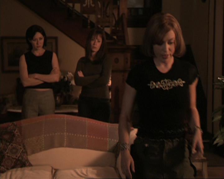 Charmed-Online-dot-317Pre-Witched2011.jpg