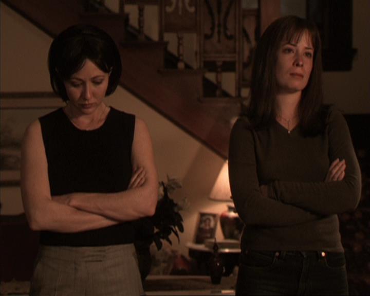 Charmed-Online-dot-317Pre-Witched2051.jpg