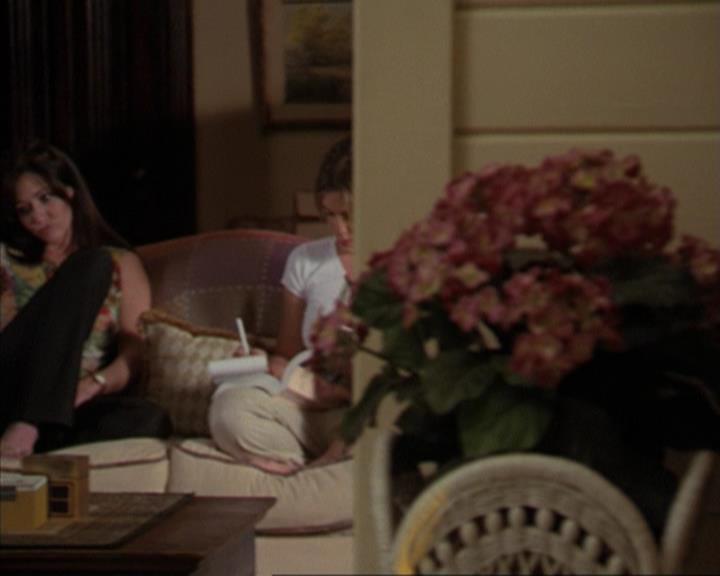 Charmed-Online-dot-317Pre-Witched2335.jpg