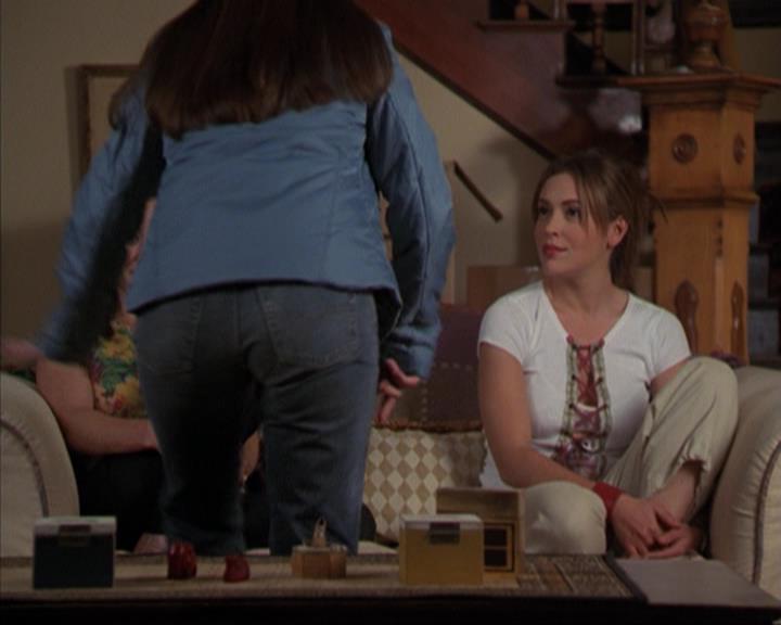 Charmed-Online-dot-317Pre-Witched2363.jpg