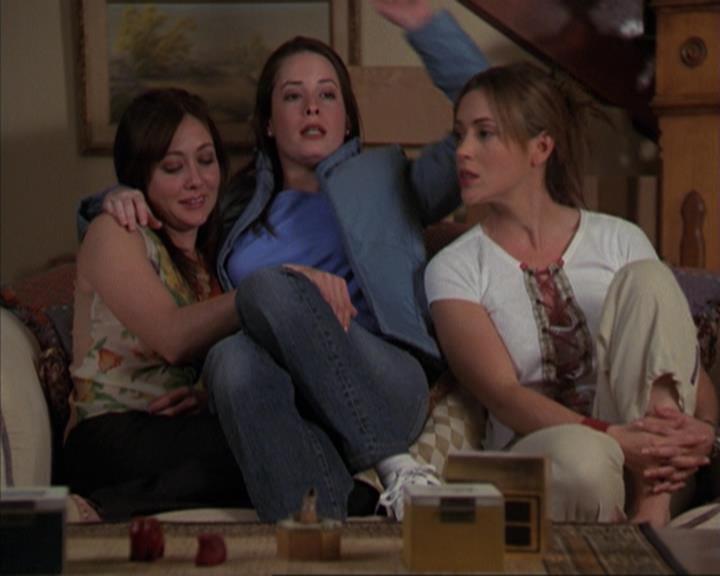 Charmed-Online-dot-317Pre-Witched2374.jpg