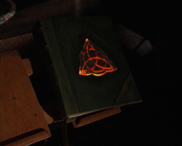 Charmed-Online-dot-317Pre-Witched2393.jpg