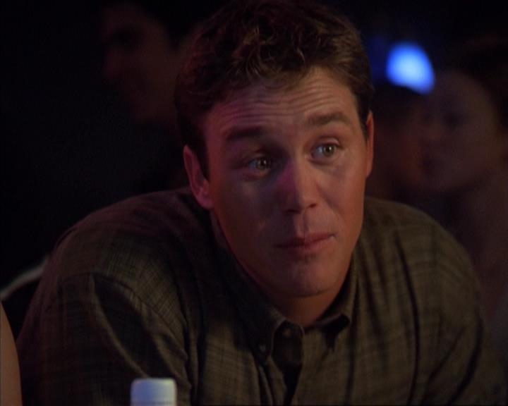 Charmed-Online-dot-319TheDemonWhoCameInFromTheCold0024.jpg