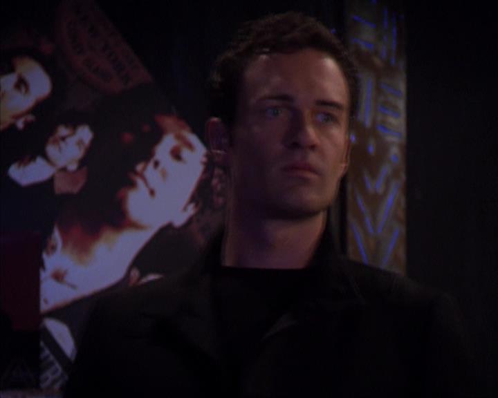 Charmed-Online-dot-319TheDemonWhoCameInFromTheCold0046.jpg Charmed-Online-dot-319TheDemonWhoCameInFromTheCold0046.jpg