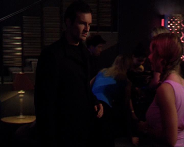 Charmed-Online-dot-319TheDemonWhoCameInFromTheCold0054.jpg Charmed-Online-dot-319TheDemonWhoCameInFromTheCold0054.jpg