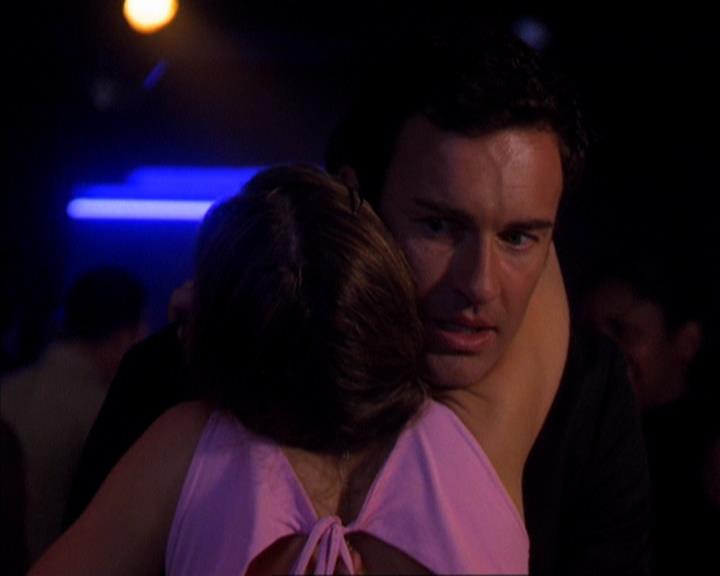 Charmed-Online-dot-319TheDemonWhoCameInFromTheCold0064.jpg Charmed-Online-dot-319TheDemonWhoCameInFromTheCold0064.jpg