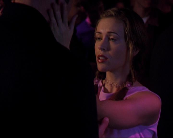 Charmed-Online-dot-319TheDemonWhoCameInFromTheCold0071.jpg