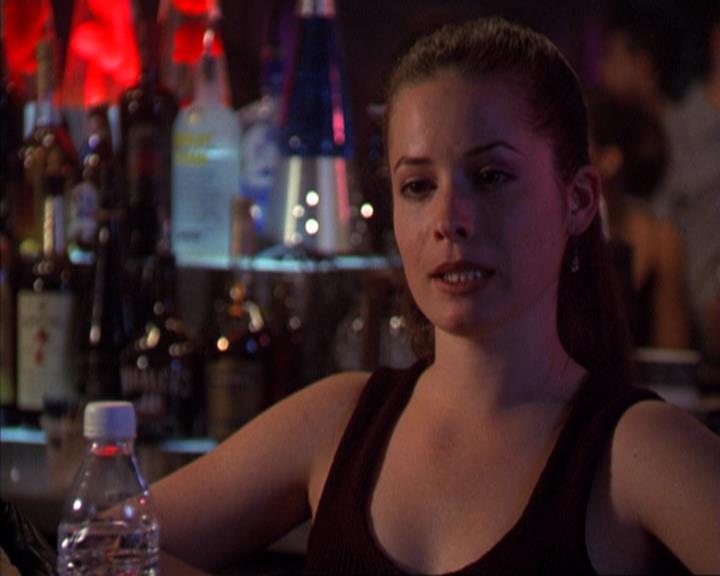 Charmed-Online-dot-319TheDemonWhoCameInFromTheCold0095.jpg