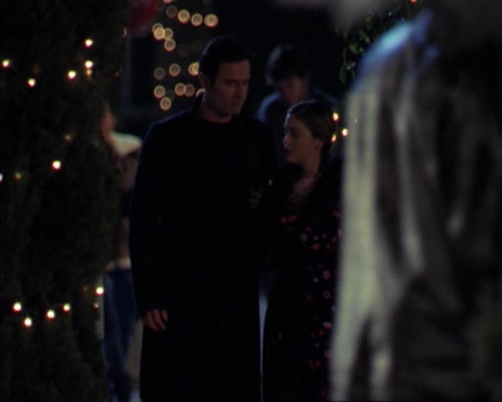 Charmed-Online-dot-319TheDemonWhoCameInFromTheCold0121.jpg