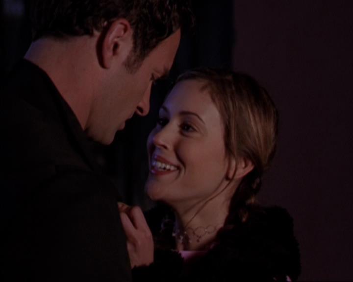 Charmed-Online-dot-319TheDemonWhoCameInFromTheCold0168.jpg