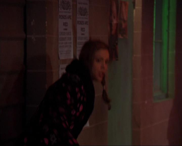 Charmed-Online-dot-319TheDemonWhoCameInFromTheCold0199.jpg