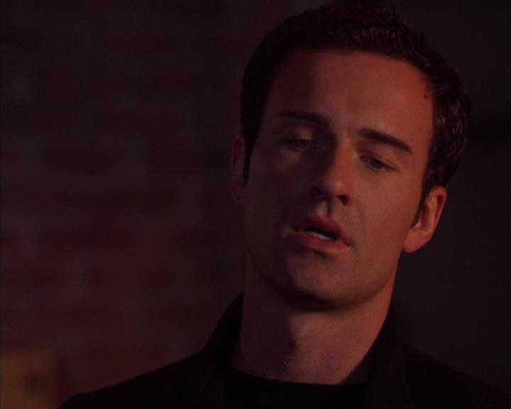 Charmed-Online-dot-319TheDemonWhoCameInFromTheCold0220.jpg