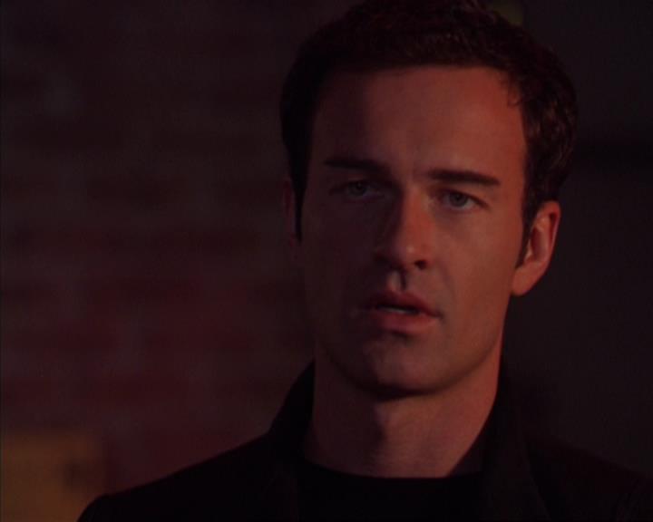 Charmed-Online-dot-319TheDemonWhoCameInFromTheCold0226.jpg