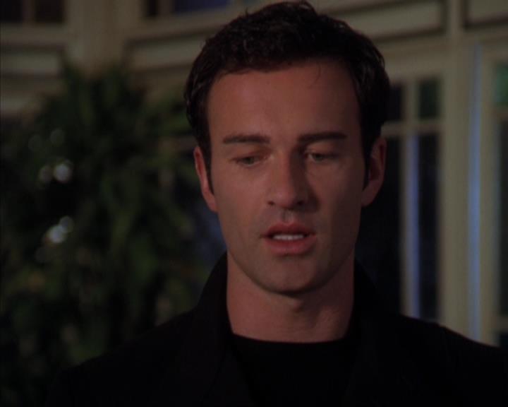Charmed-Online-dot-319TheDemonWhoCameInFromTheCold0356.jpg
