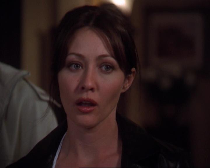 Charmed-Online-dot-319TheDemonWhoCameInFromTheCold0456.jpg