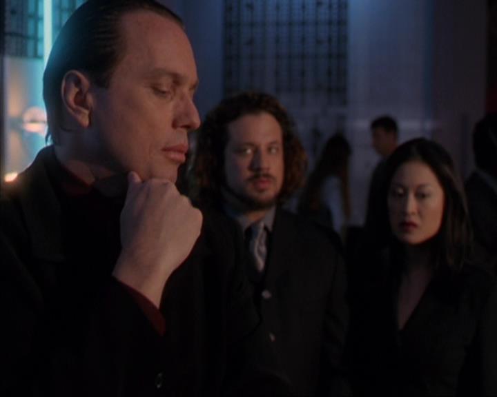 Charmed-Online-dot-319TheDemonWhoCameInFromTheCold0502.jpg