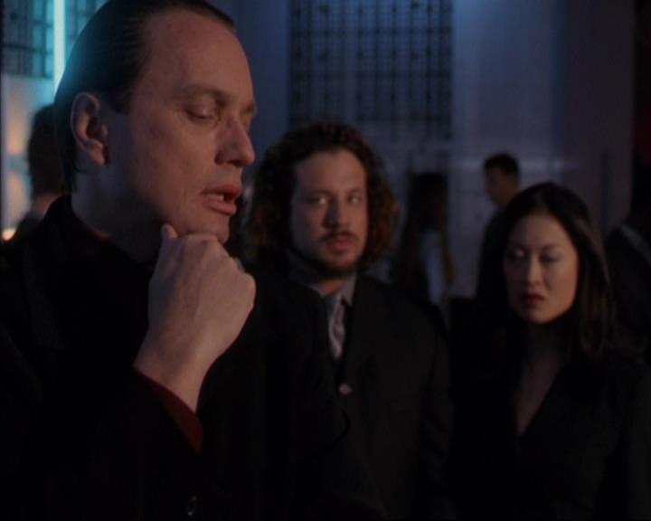 Charmed-Online-dot-319TheDemonWhoCameInFromTheCold0504.jpg