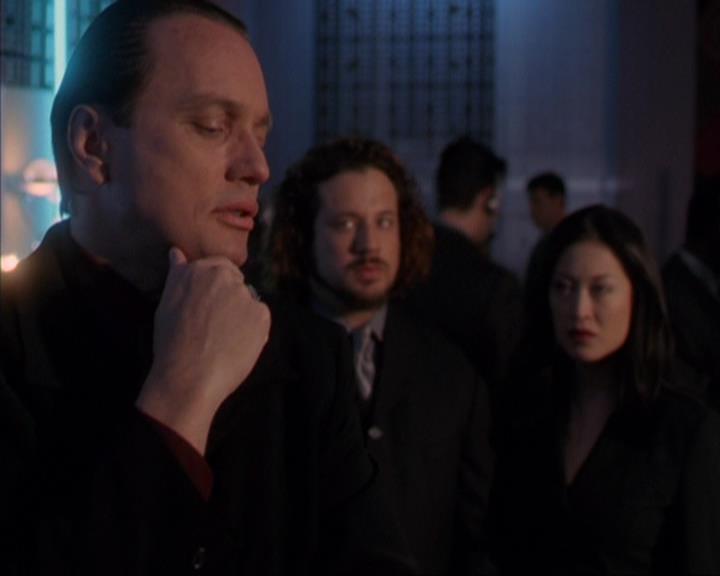 Charmed-Online-dot-319TheDemonWhoCameInFromTheCold0505.jpg